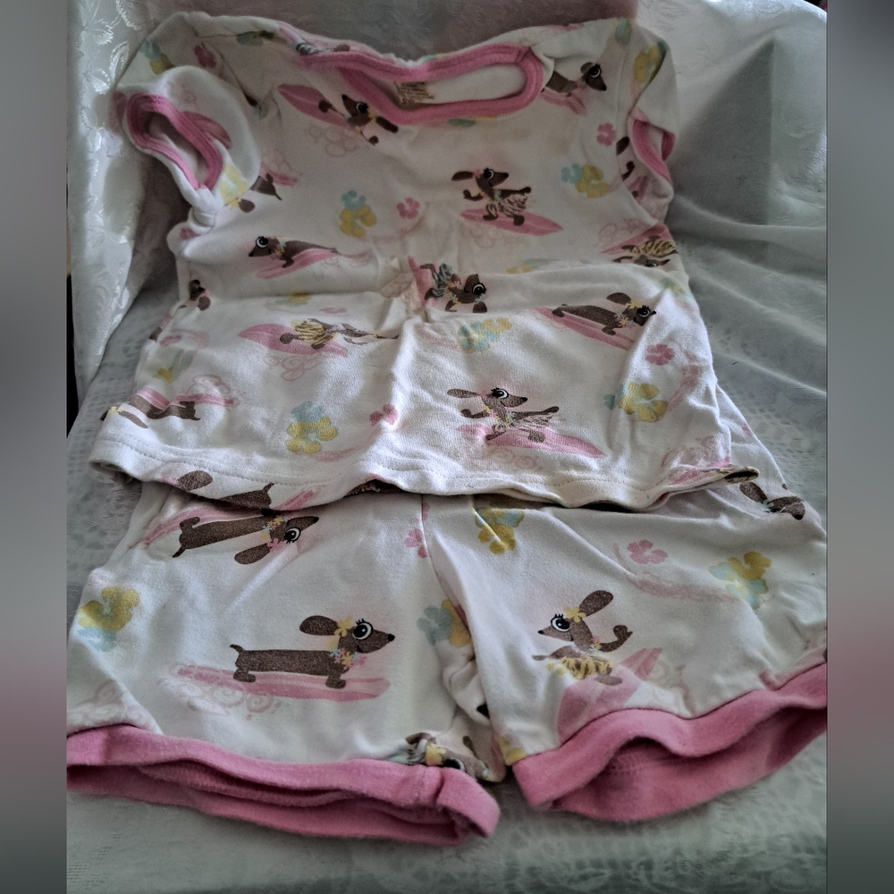 Pink and White Floral Pajama Set Soft Sleepwear...Size 6-6X